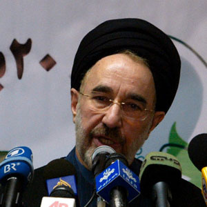خاتمی و بازسازی سیاستخارجی ایران